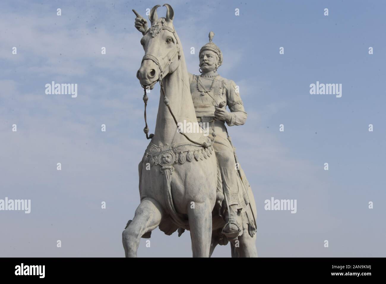 Statua di Rao Jodha a Jaswant Thada sulla collina di Chidiyakut di Jodhpur Foto Stock