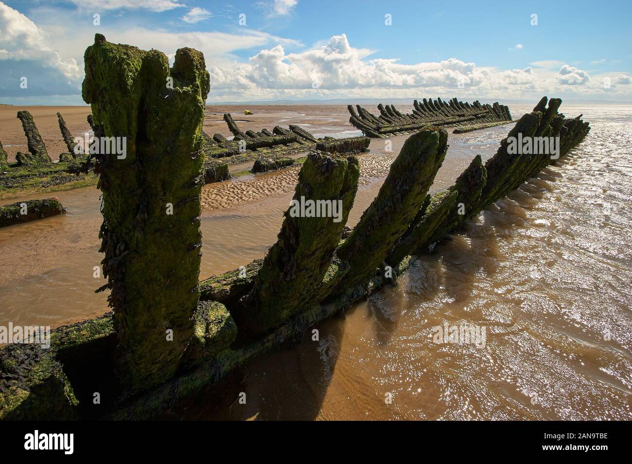 Il Relitto della nave norvegese SS Nornen - una funzione di Berrow Dune vicino a Burnham on sea poiché esso si è arenata nel 1897 - Somerset REGNO UNITO Foto Stock