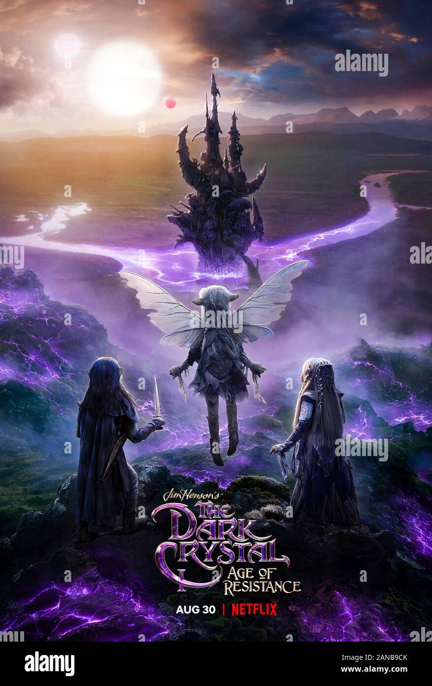 Il cristallo scuro: Età di resistenza (2019) serie TV creato da Jeffrey Addiss e Matthews e interpretato da Neil Sterenberg, Beccy Henderson, Nathalie Emmanuel e Simon Pegg. Prequel di Jim Henson's 1982 film il buio set di cristalli di Thra quando la gara Gelfing diventa consapevole del loro sfruttamento da parte loro Skeksis sorveglianti. Foto Stock