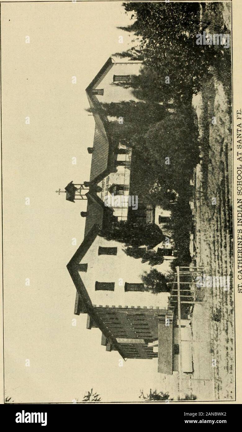 La terra di sole; un manuale delle risorse, dei prodotti, delle industrie e del clima del Nuovo Messico . telegraph comunicazione con tutti outsidepoints; la sede del governo federale e territorialofficials, il luogo di incontro del legislatore, la supremecourt, degli Stati Uniti e del distretto territoriale tribunali eil varie schede territoriale; la sede dell'arcivescovo ofSanta Fe; l'ubicazione della sede della nuova società MexicoHistorical; una città avendo iniziato un moderno seweragesystem; prepara a costruire un' ammenda moderna scuola centrale houseup ai più alti standard di eccellenza e Foto Stock