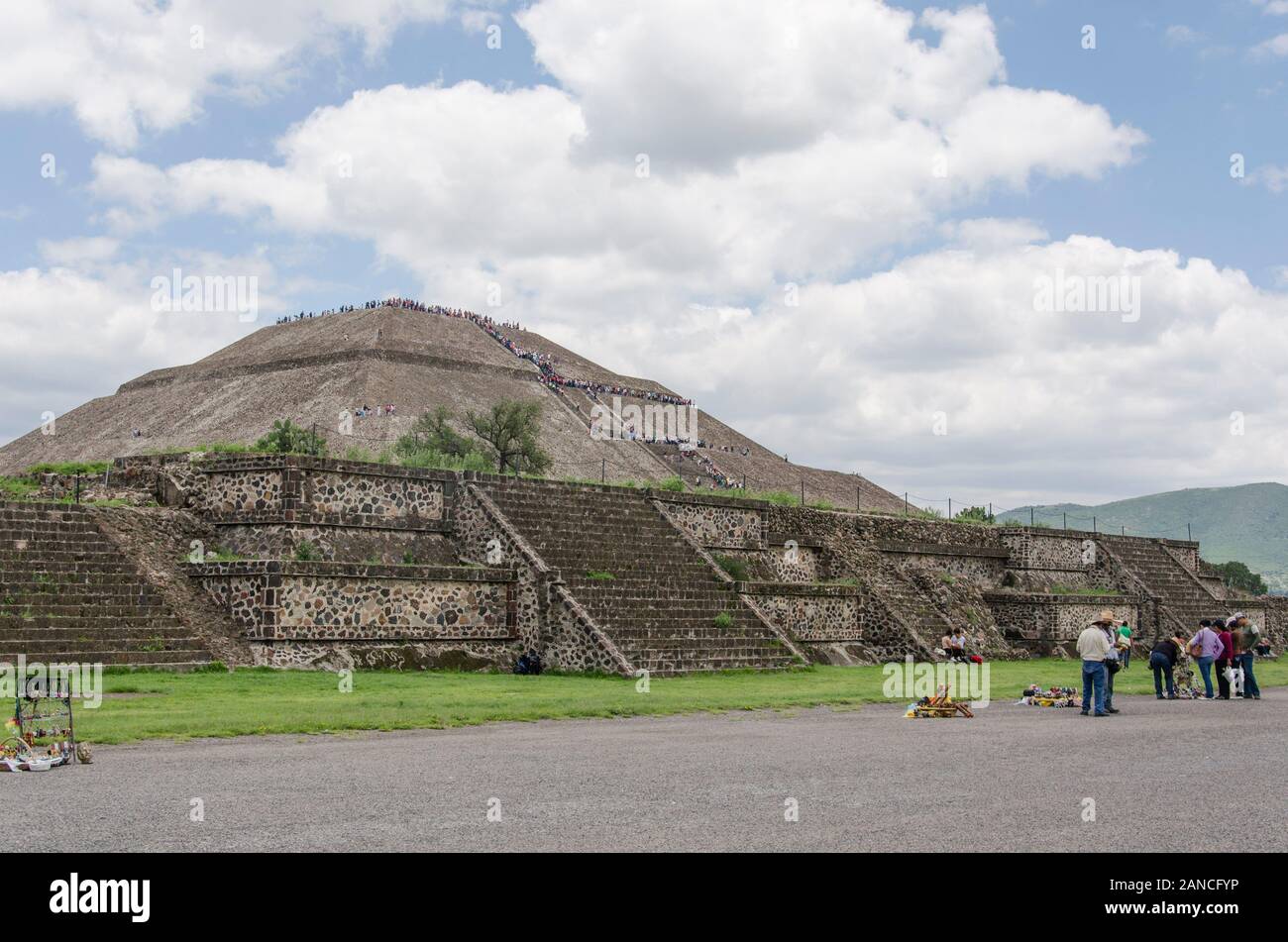 Piramide del sole teotihuacan immagini e fotografie stock ad alta