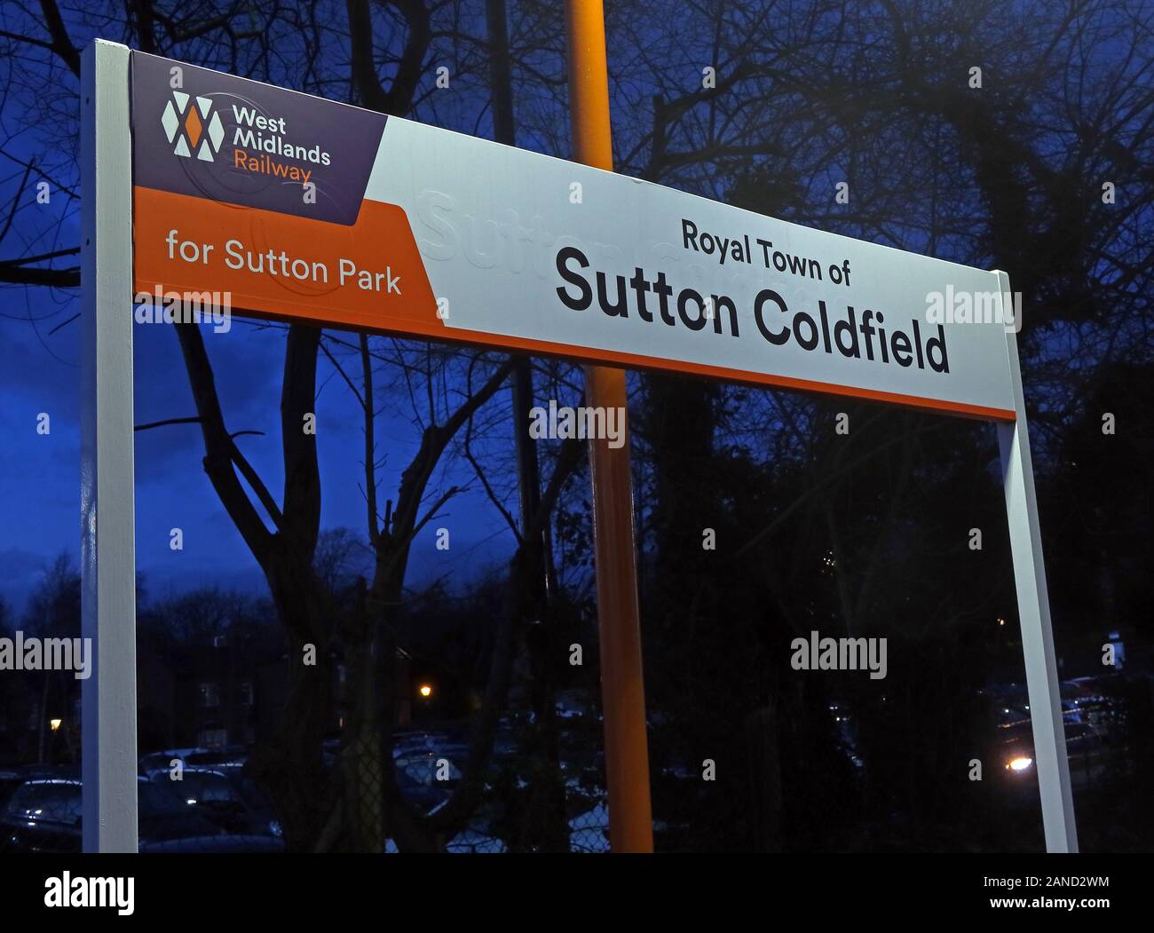 Città Reale di Sutton Coldfield segno sulla stazione, West Midlands ferroviarie, Birmingham, Inghilterra, Regno Unito Foto Stock