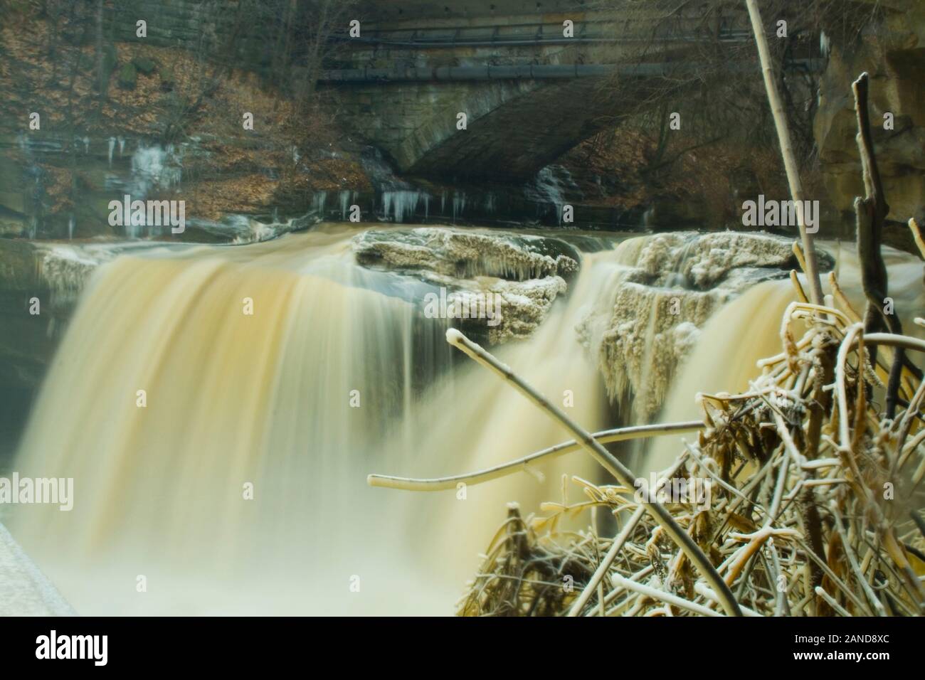 West cascate del fiume nero in inverno, Elyria, Ohio Foto Stock
