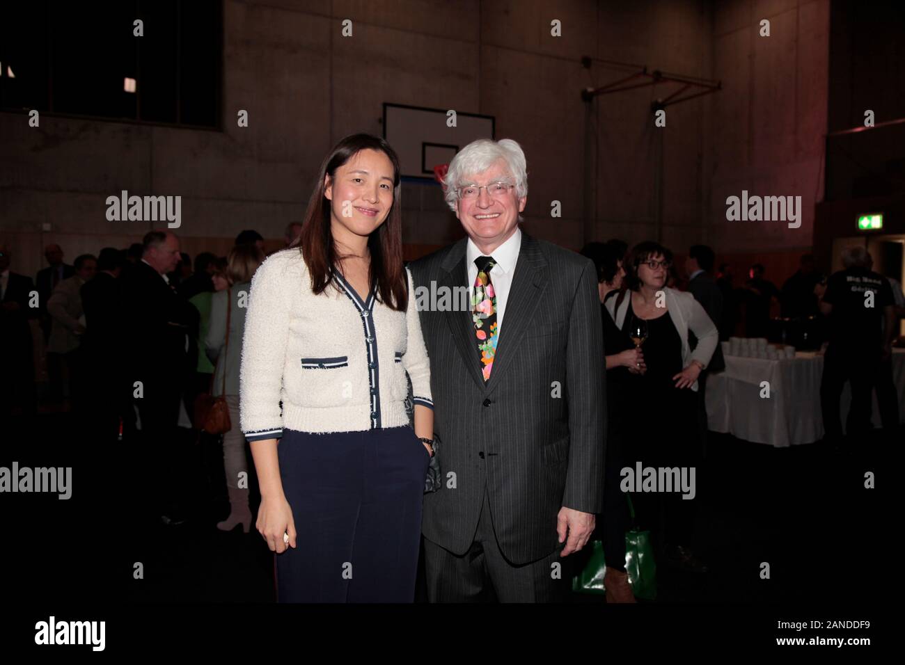 Winfried Stöcker und Ehefrau leu Zhu beim Neujahrsempfang der Stadt Görlitz in der Schenckendorff-Turnhalle in Görlitz am 16.01.2020 Foto Stock