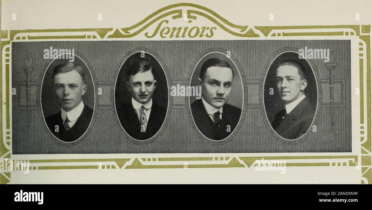 Il Illio . Egli losi un dente in quel di Manly. George Charles Klehm, Jr. Wilbert George Knoebel Agricoltura Arlington Heights architettura Scarabeo Highland; classe Baseball (2); Junior SmokerCommittee. Lloyd Dun lontano Knapp, Ingegneria XBCivil sciabola di Ottawa e lama; Vice Presidente di C. E.Club (4) ; College Dancing Club; personale aziendale Joseph Ludwig Kobylanski di 1915 Illio; sfera militare Comitato (3); se- Architettura e Ingegneria nior Chicago invito Comitato; Presidente &lt; Senior Spaulding siete Guild Memorial Comitato; principali in università Bri-gade (4); Vice Presidente Classe Junior; Prelimi-n Foto Stock