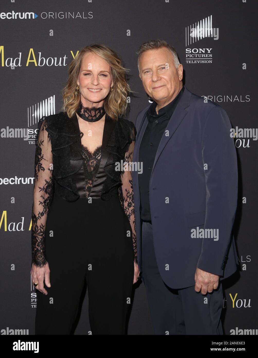 Tappeto rosso caso per Spectrum originali' Mad About si tenuto presso la sala arcobaleno tenuto presso la sala arcobaleno con: Helen Hunt, Paul Reiser dove: New York New York, Stati Uniti quando: 17 Dic 2019 Credit: Derrick Salters/WENN.com Foto Stock