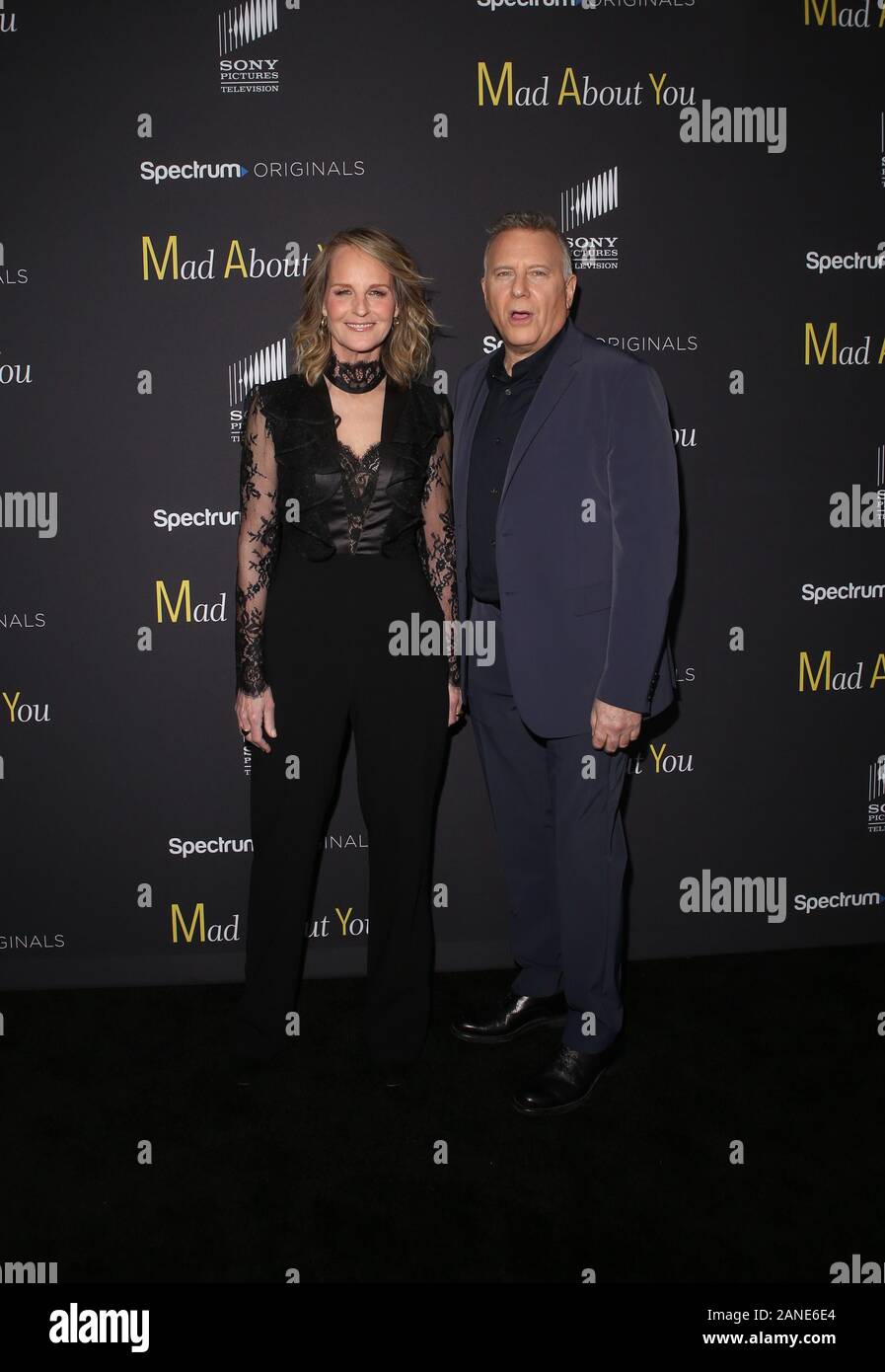 Tappeto rosso caso per Spectrum originali' Mad About si tenuto presso la sala arcobaleno tenuto presso la sala arcobaleno con: Helen Hunt, Paul Reiser dove: New York New York, Stati Uniti quando: 17 Dic 2019 Credit: Derrick Salters/WENN.com Foto Stock