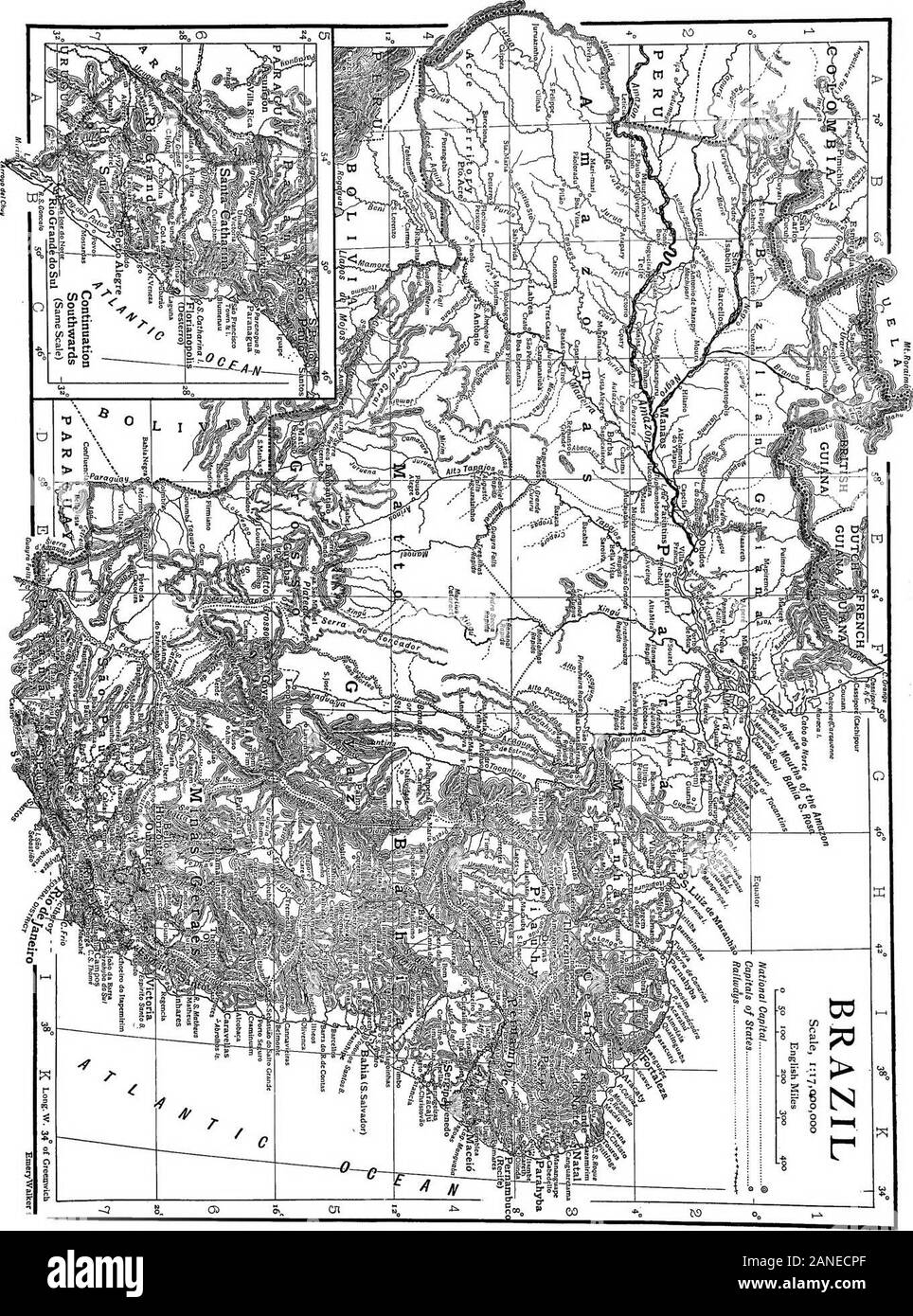 Il encyclopdia britannica; un dizionario delle arti, delle scienze della letteratura e informazioni generali . ccession di cascate e rapide. Ci rimane solo la valle di elevata del Parahyba do Sul,che giace tra il cosiddetto Serra das Vertentes di MinasGeraes meridionale e la Serra do Mar, e che si estende dalla Serra daBocaina, nei pressi della città di Sao Paulo, a est fino a Cape Frio e thecoastal pianura a nord di quel punto. Esso include una piccola parte di easternSao Paulo, la maggior parte dello Stato di Rio de Janeiro, un smallcorner di Espirito Santo e una stretta striscia lungo la southernborder di Minas Gera Foto Stock