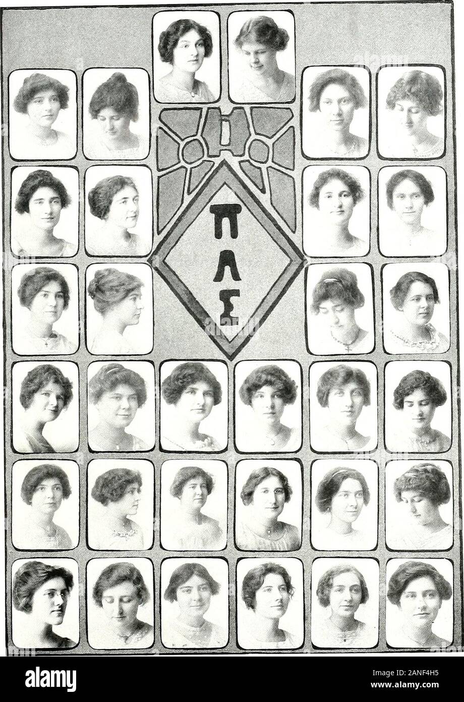 Technala . Philomathic Club letterario Fiore: mentre sorgeva un nulla: RossFiiances CaterEdith Adams .Pearl Baskix .Mildred Collins President-PresidentSecretaryIri asurerCritic Elizabeth AtkinsLois BakerMargaret CaterEffie CollinsI i:un CookMary DavisMarie DorseyFannie DunsVera De congelare Lona GallowayJessie HarrisNettie HyattEthel JonesWillie Sue LawTilia LawrenceNina LindsayNancy M&LT; R u.Gladys M Eloise XeelyWillie Mae ParnellLxtcile PooleMattie PetreeRuby Kamey( itiiaiiisi: rosexstihlWiii n: SellersMaim ThomasLoi isi: giovani soci onorari Miss Bertie Allen-Miss Anna BowieMiss Rebecca Funk Miss Foto Stock