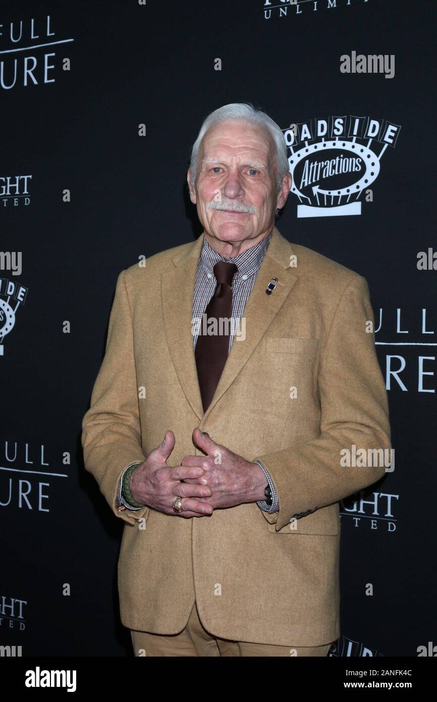 Los Angeles, CA. 16 gennaio, 2020. Dale Dye presso gli arrivi per l'ultimo piena misura Premiere, Arclight Hollywood, Los Angeles, CA 16 Gennaio, 2020. Credito: Priscilla concedere/Everett raccolta/Alamy Live News Foto Stock
