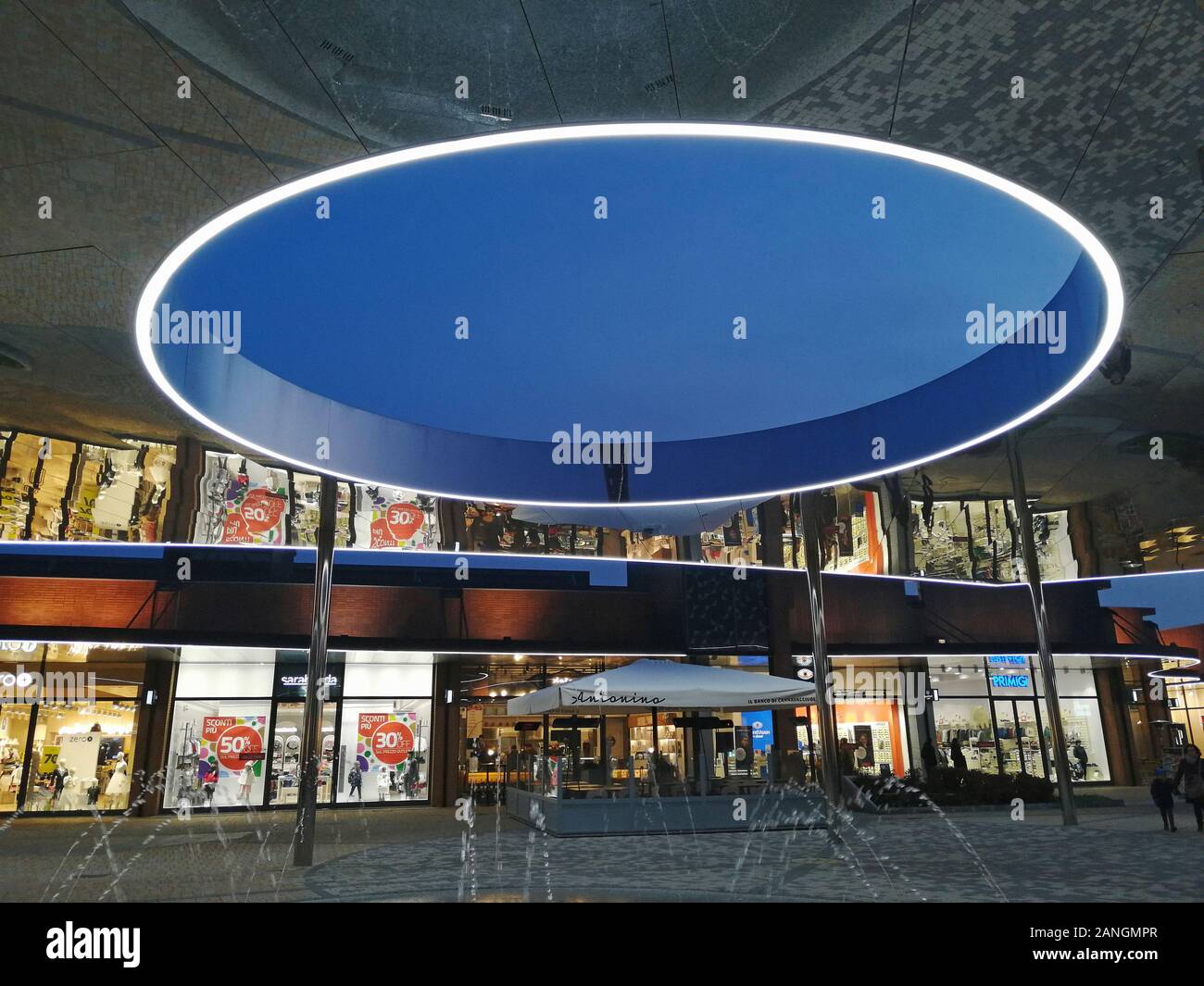 L'Italia, Vicolungo shopping centre Foto Stock
