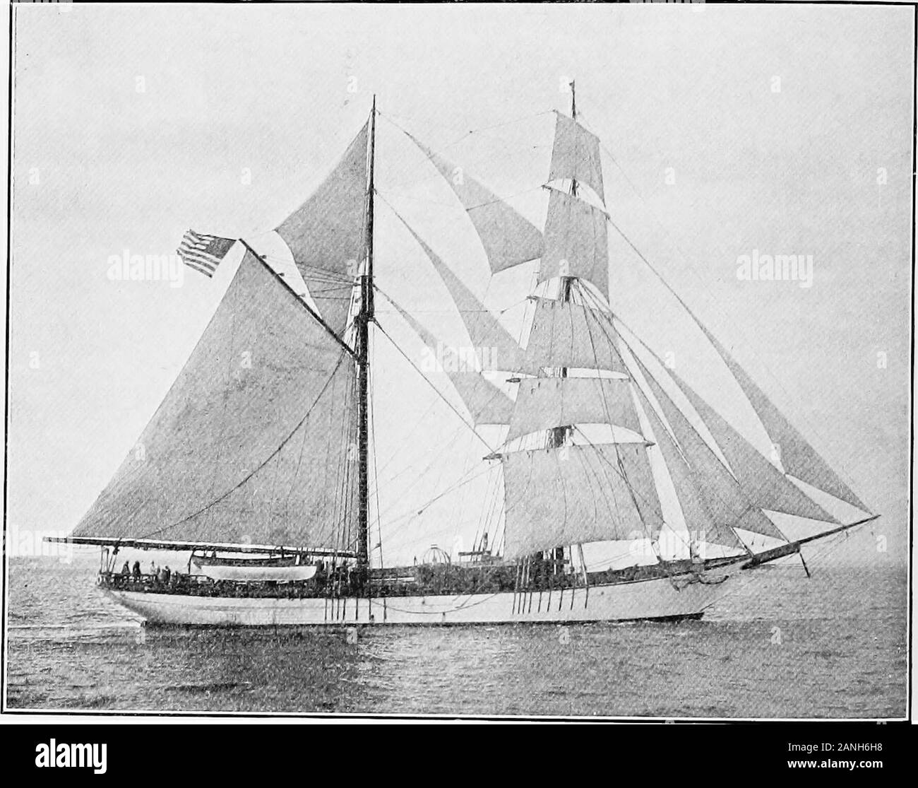 Il Carnegie Institution di Washington . y dell'Oceano Pacifico.Per questo scopo il brigantino Galilea,oi San Francisco, era stata noleggiata,ed è continuato in servizio a partire dal mese di agosto 1905 fino a maggio 1908. Il successo della Galilea nella protezione di osservazioni di magneticelements in mare ha portato alla progettazione e alla costruzione di thenon-nave magnetico Carnegie. Lei è stato lanciato a giugno 12, 1909 e 33 34 Dipartimento del magnetismo terrestre. salpare Agosto 21, 1909, il suo primo viaggio. La sua lunghezza fuori tutto è155! Piedi; lunghezza del carico acqua-linea, 128^ piedi; fascio, 33 piedi; progetto13J piedi; spostamento, Foto Stock