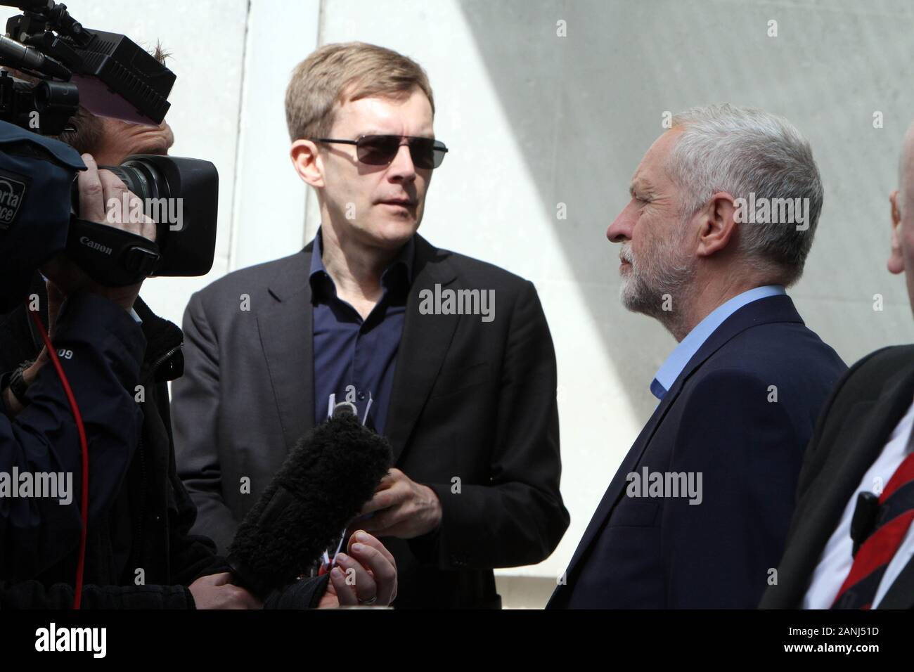 Jeremy Corbyn alla BBC oggi 19/06/2016 (immagine di credito©Jack Ludlam) Jeremy Corbyn ha difeso la UE in materia di immigrazione, esortando gli elettori invece di dirigere la loro rabbia verso prudenti misure di austerità. Foto Stock