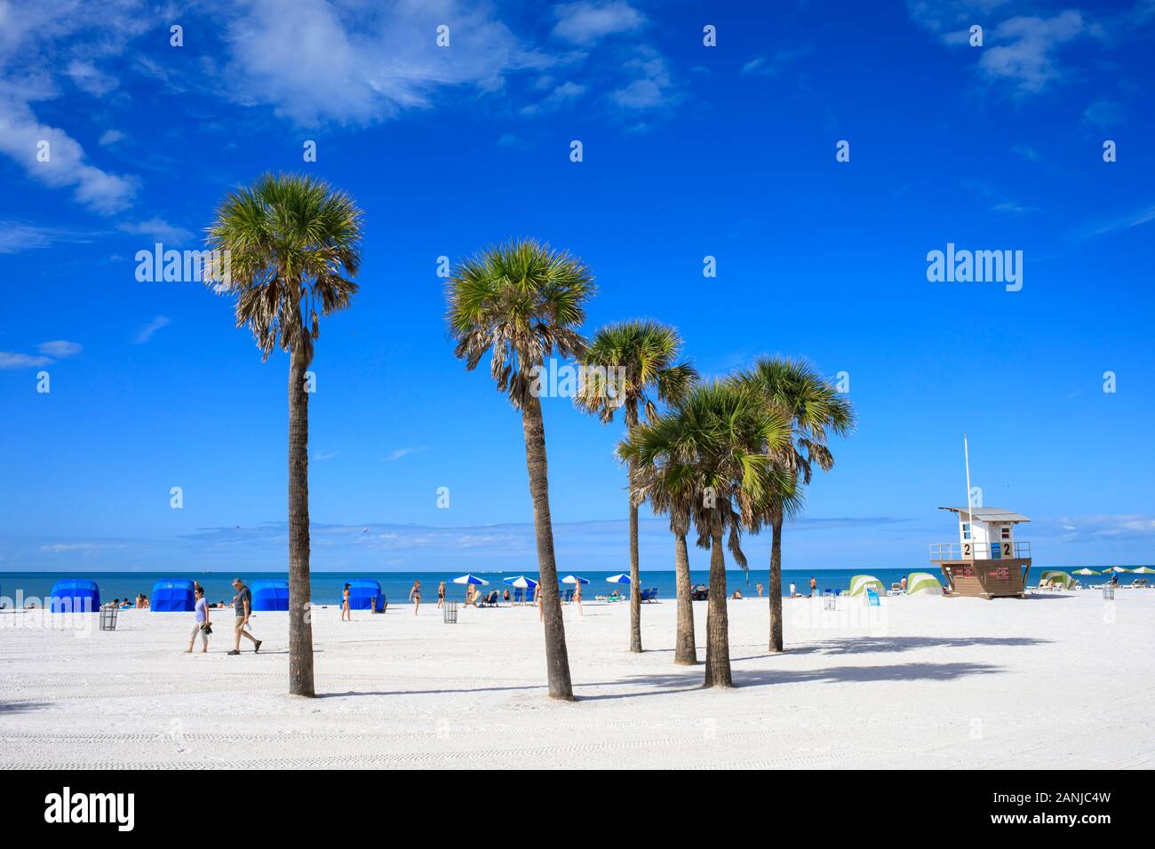 Clearwater Beach - Temperature rosa in 80's impostazione vicino ad alta record per questo tempo di anno in Florida. Foto Stock