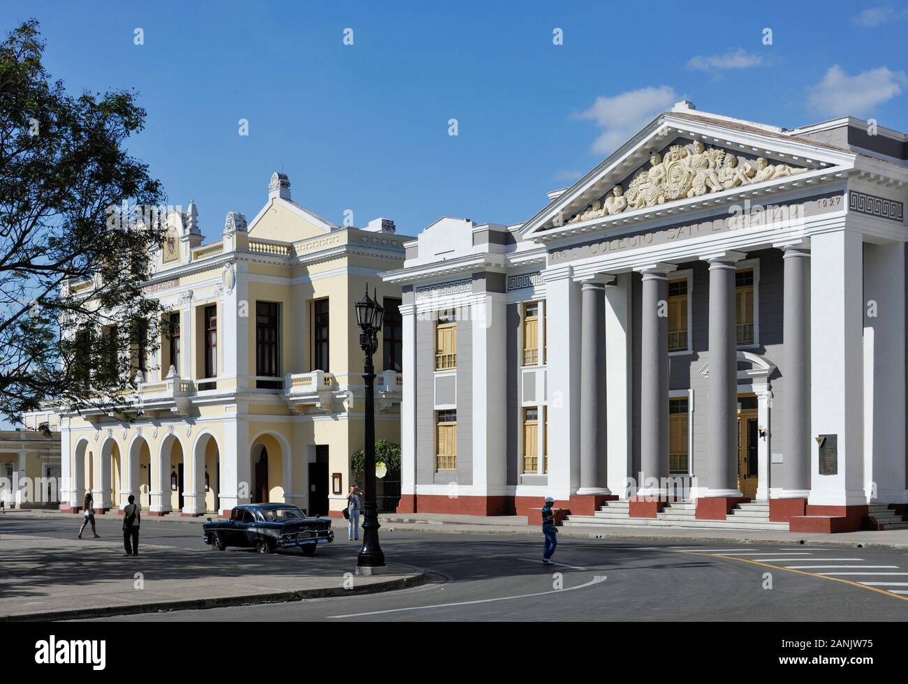 Kuba, Cienfuegos, Teatro Tomas Terry. Erbaut 1890 Teatro Tomas Terry,Collegio Lorenzo, Parque Jose Marti, Cienfuegos, Cuba | Foto Stock