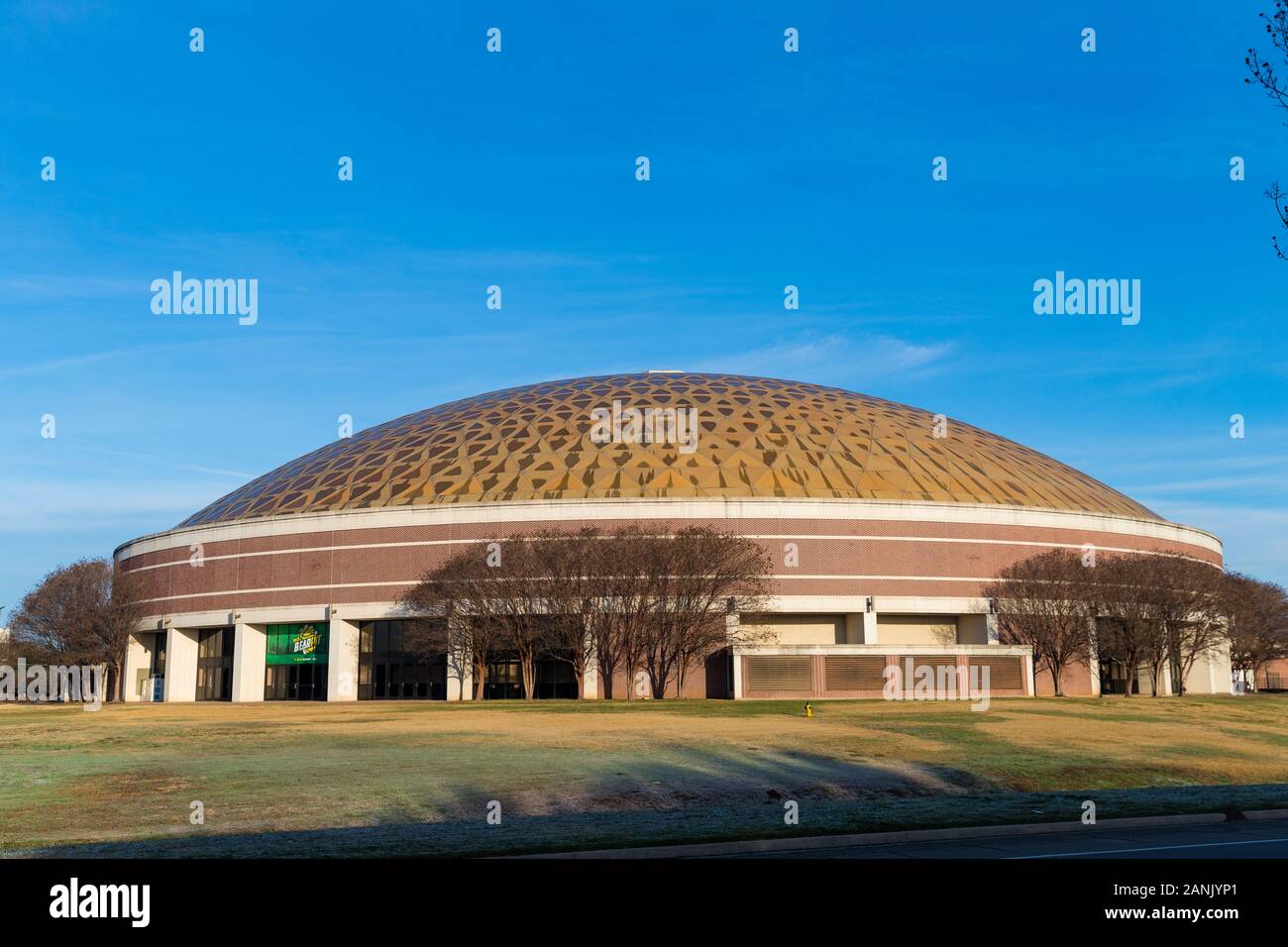 Waco, TX / STATI UNITI D'America - 12 Gennaio 2020: Centro Ferrell sul campus della Baylor University Foto Stock