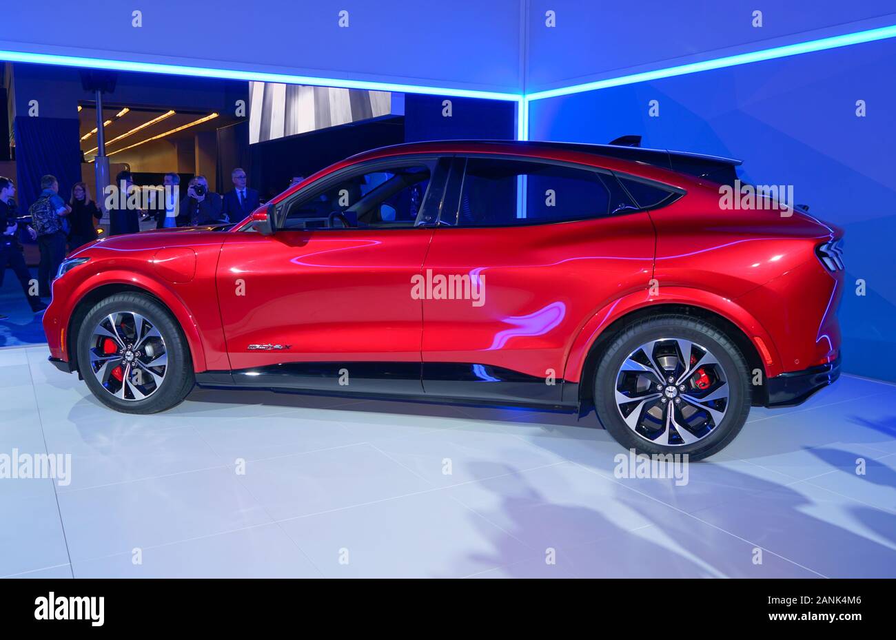 Montréal, Québec, Canada,gennaio 16,2020.Nuova Ford Mustang Mach-e sul display a Montreal, Quebec, Canada.Credit:Mario Beauregard/Alamy News Foto Stock