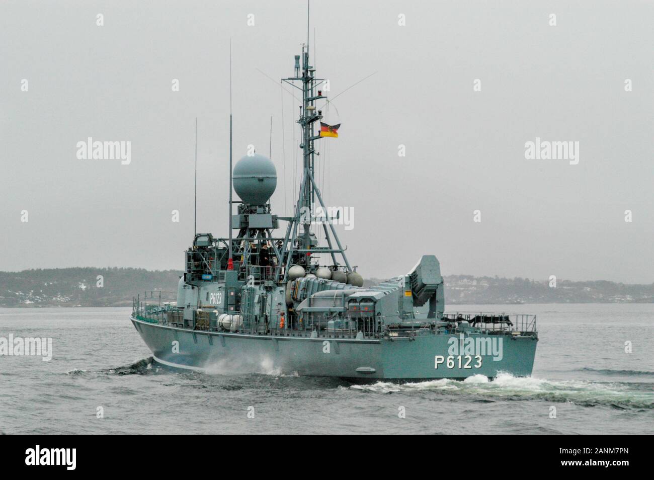 Il tipo 143A Gepard classe attacco rapido missile craft 'S73 Hermelin' della Marina tedesca (Deutsche Marine) che era in servizio dal 1983 al 2016. Visto qui nelle acque norvegesi. Foto Stock