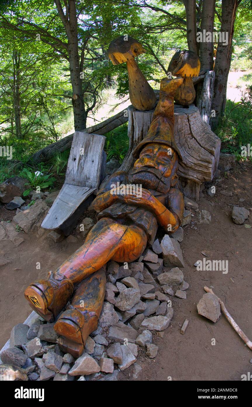 Scultura Nana Bosque Tallado Foto Stock