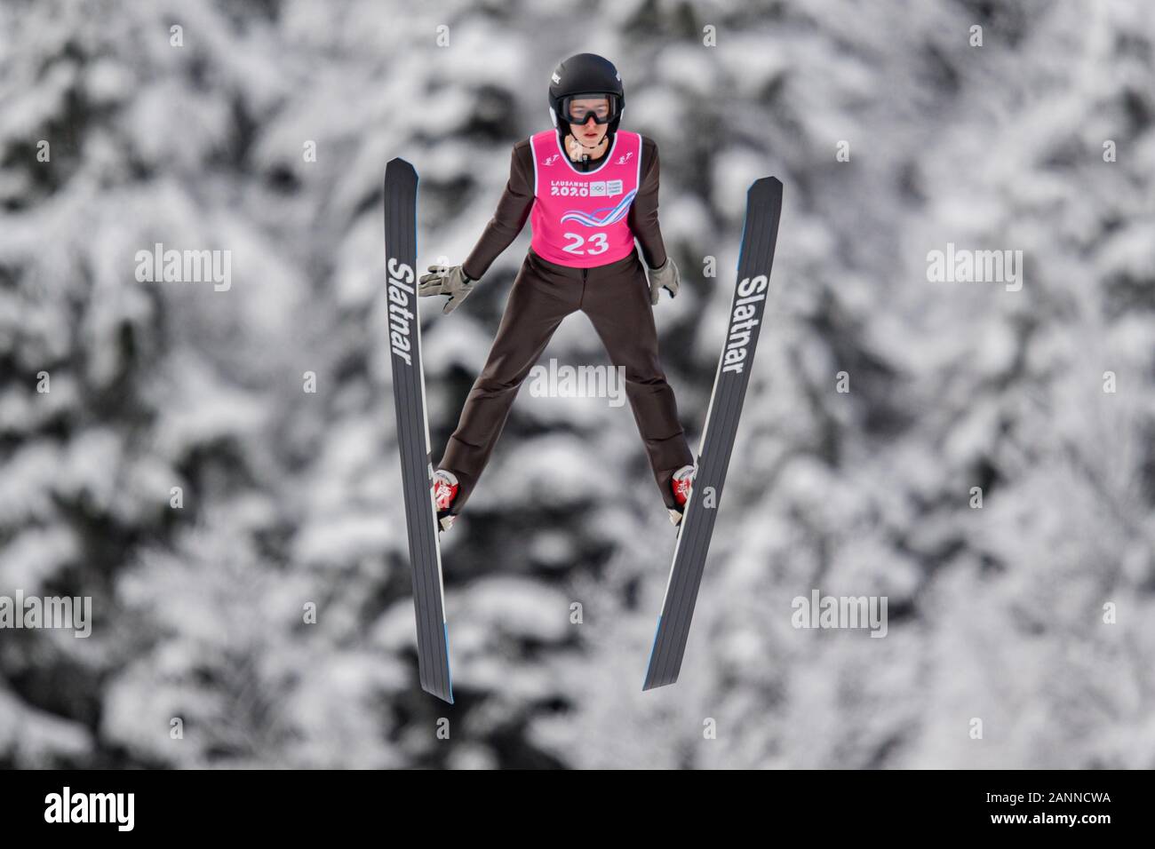 Losanna, Svizzera. 18th, 2020 gen. NAZARENKO Svyatoslav (KAZ) compete in combinata nordica: Uomini Individuale NH/6km Ski Jumping fase eliminatoria del concorso durante il Lausanne 2020 Olimpiadi della Gioventù a Les Tuffes Nordic Center su Sabato, 18 gennaio 2020. Losanna, Svizzera. Credito: Taka G Wu/Alamy Live News Foto Stock