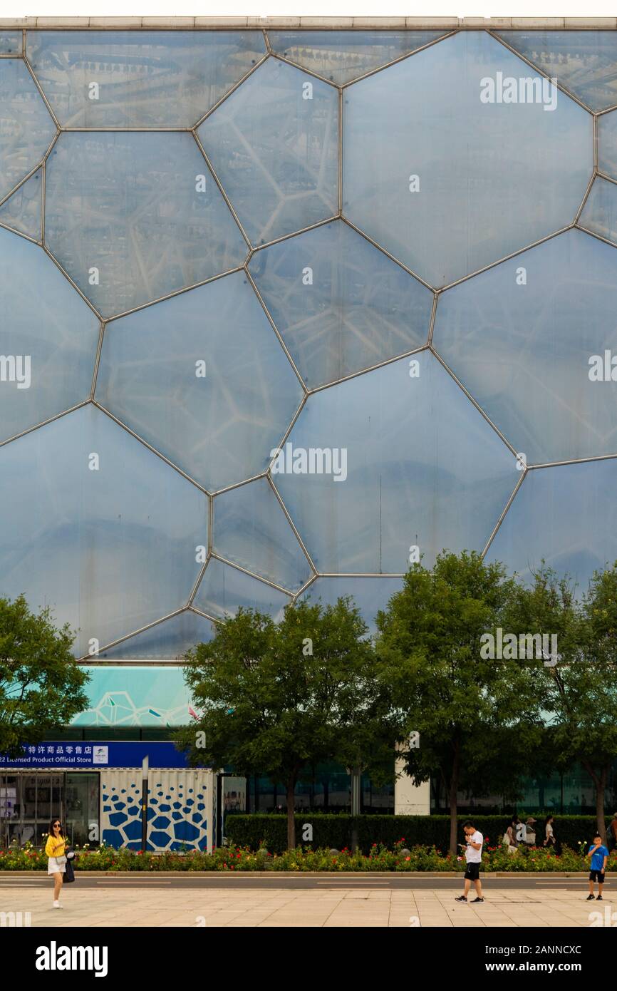 Dettaglio della facciata, il Beijing National Aquatics Centre, noto anche come il Cubo d'acqua, Pechino, Cina Foto Stock