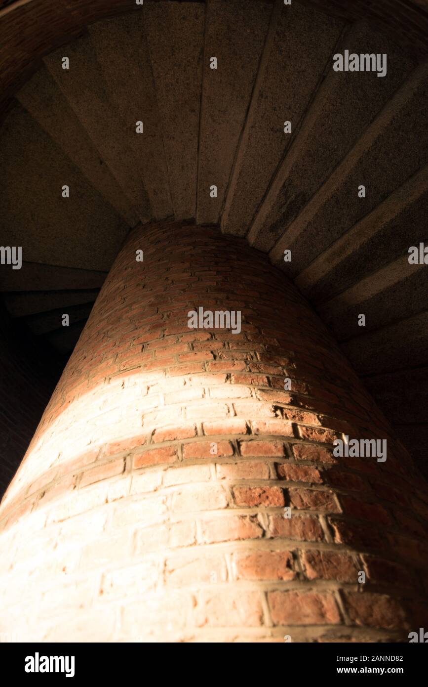 Scale di avvolgimento di un faro Foto Stock