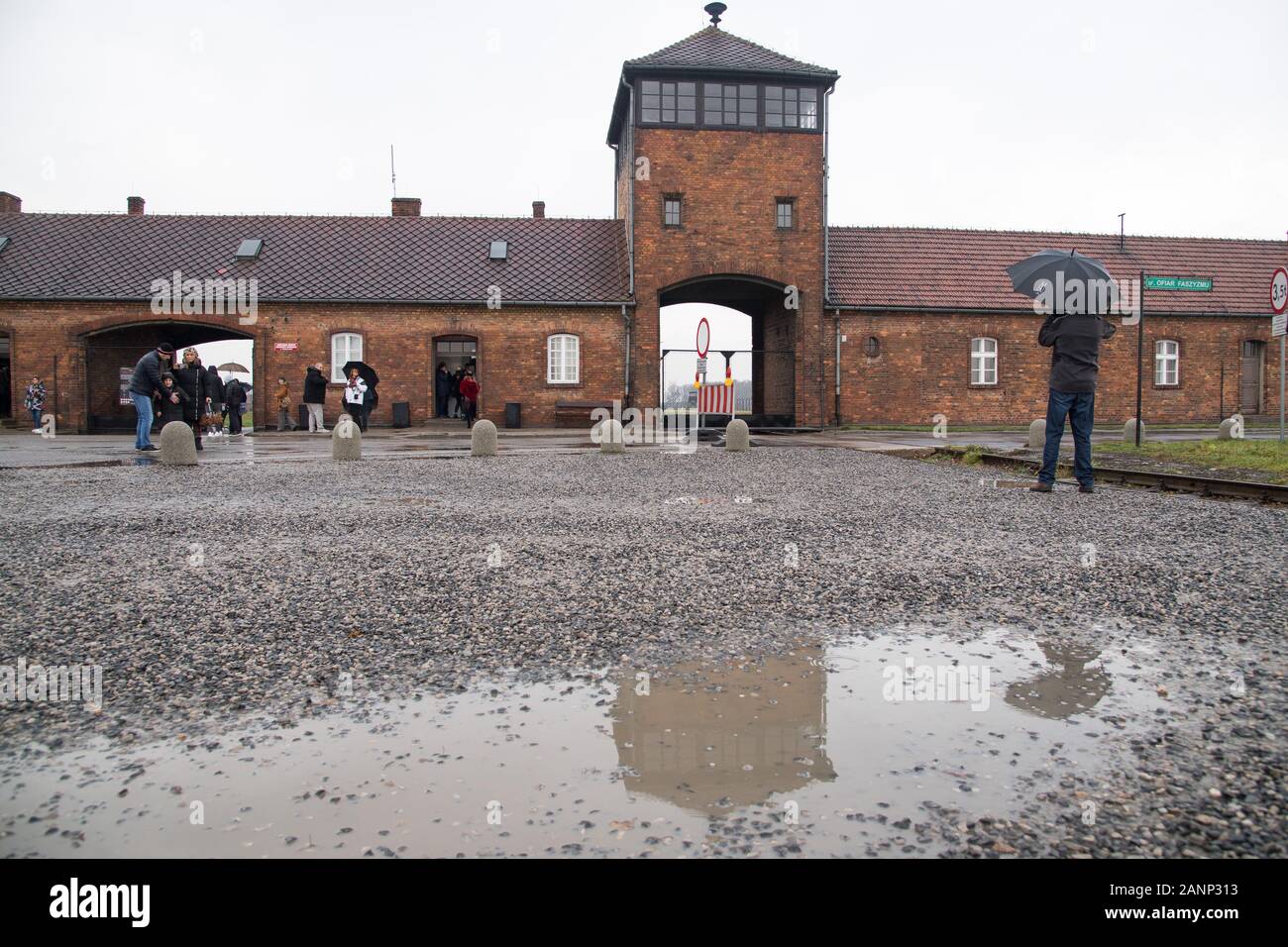 Gatehouse nella Germania nazista Konzentrationslager Auschwitz II Birkenau (Auschwitz II Birkenau sterminio camp) in Tedesco Nazisti occuparono la Polonia durante il th Foto Stock