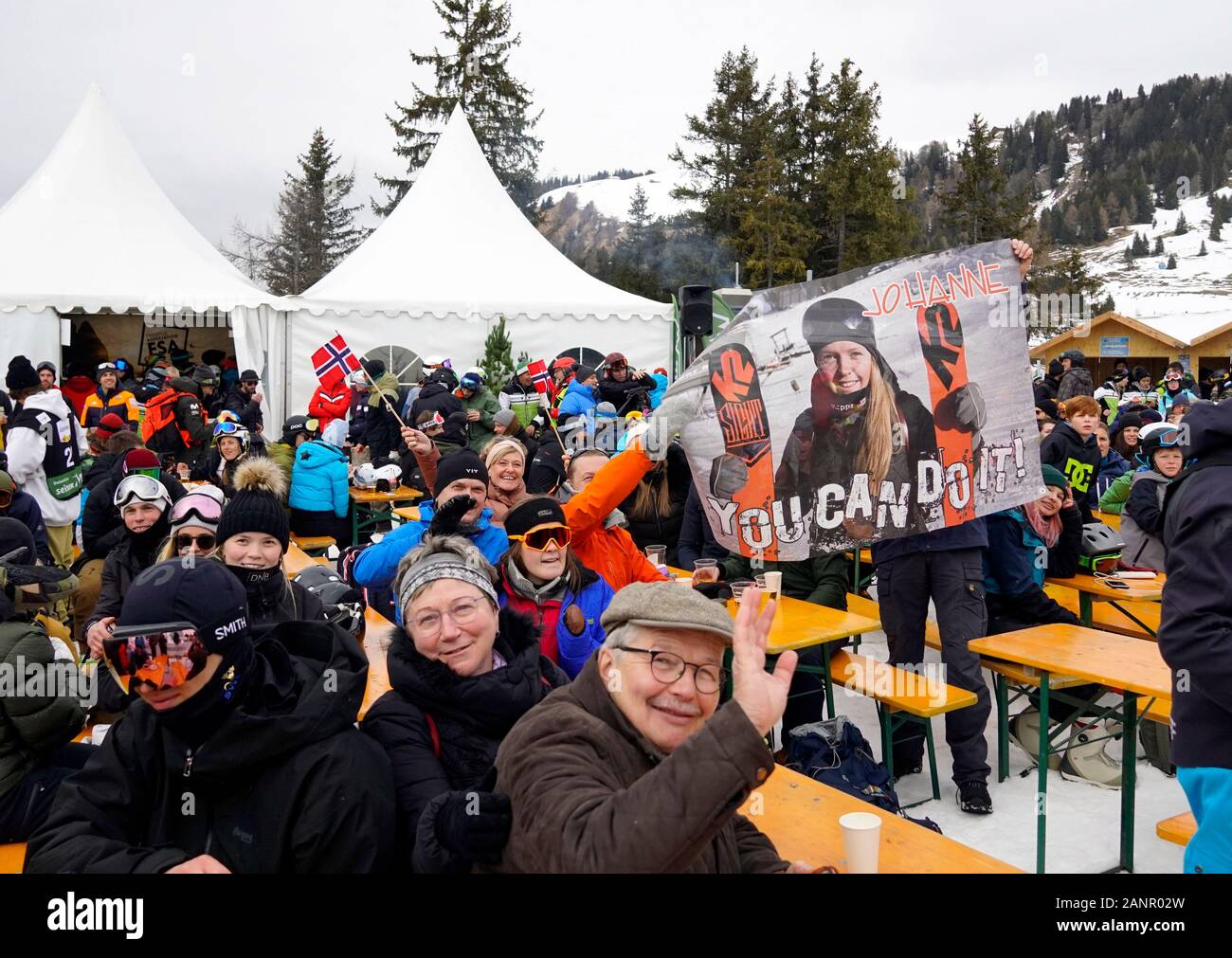 Alto Adige - Italia 18 gennaio, 2020. Gli spettatori presso il FIS Slopestyle Freeski World Cup su 18.01.2020 nella Seiser Alm (Alpe di Siusi) Snowpark, Italia. Credito: AlfredSS/Alamy Live News Foto Stock
