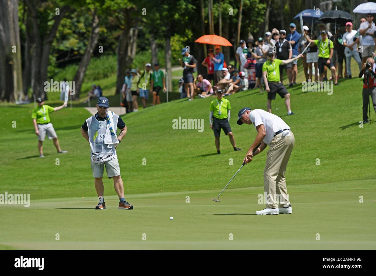 Singapore. Xix gen, 2020. Matt Kuchar degli Stati Uniti compete nel quarto round della SMBC Singapore Open svoltasi a Singapore il Sentosa Golf Club a gennaio 19, 2020. Credito: Quindi Chih Wey/Xinhua/Alamy Live News Foto Stock