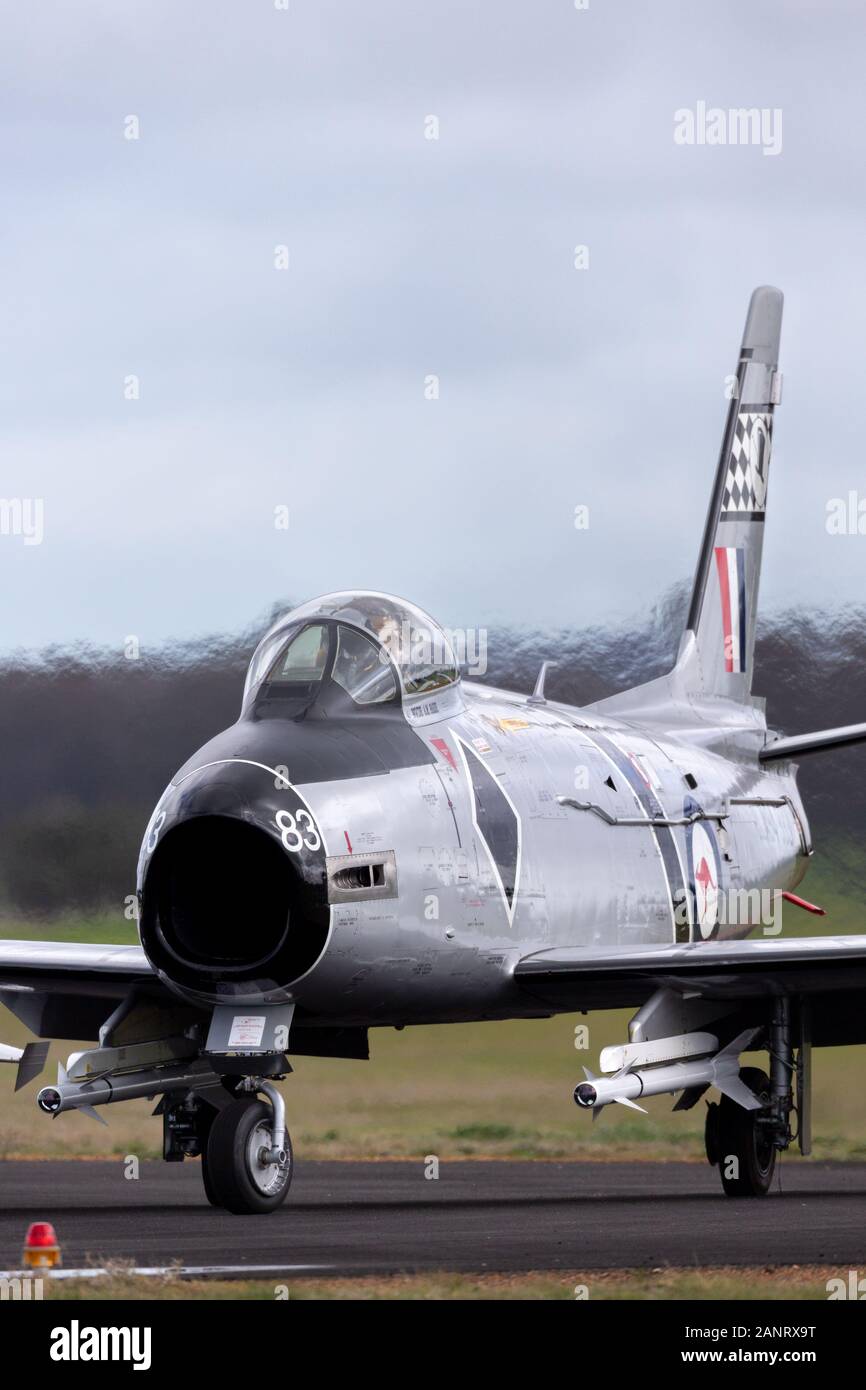 Ex Royal Australian Air Force (RAAF) Commonwealth Aircraft Corporation CA-27 Sabre (F-86 Sabre) aerei jet VH-IPN. Foto Stock