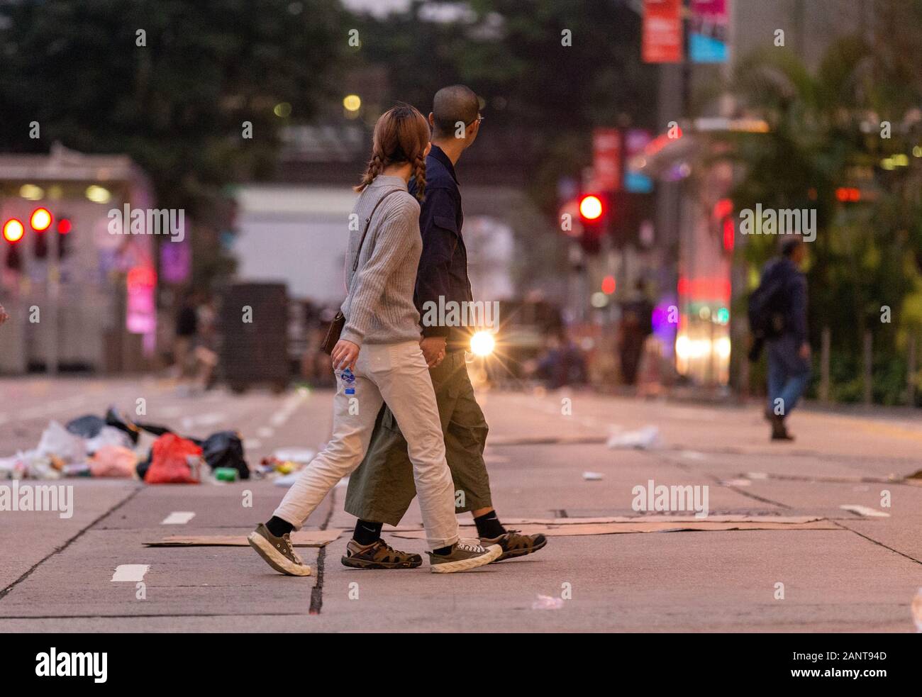 Hong Kong, Cina. Xix gen, 2020. Hong Kong protesta - Universal assedio su comunisti al Rally di carta giardino, Centrale di Hong Kong. Credito: David Ogg/Alamy Live News Foto Stock