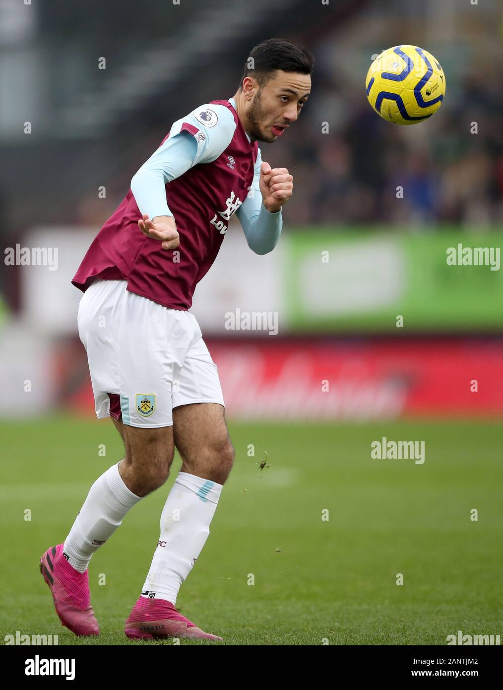 Burnley's Dwight McNeil durante il match di Premier League a Turf Moor, Burnley. Foto Stock