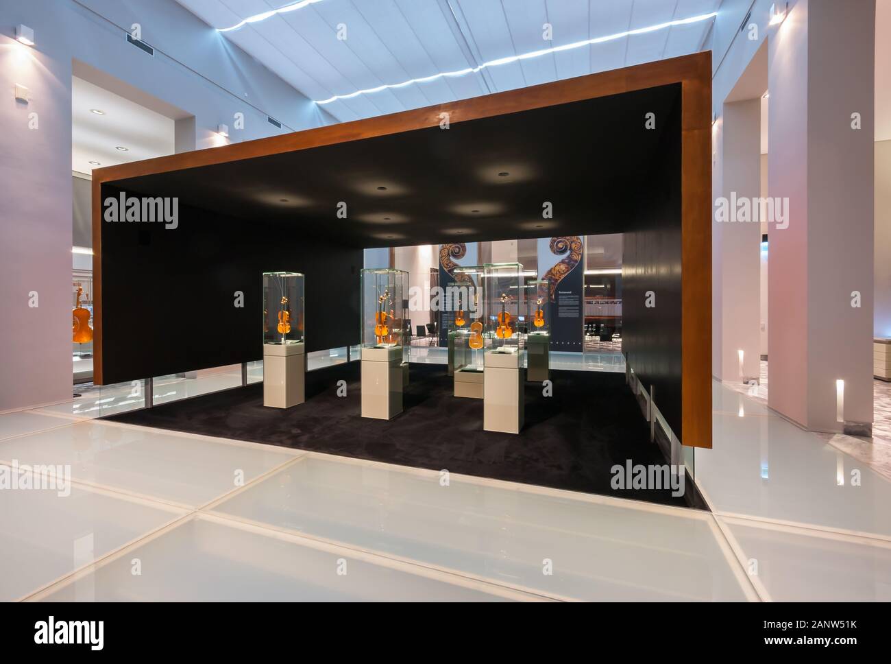 Museo del violino - Museo del violino a Cremona, Lombardia, Italia del Nord, interno delle gallerie permanenti Foto Stock