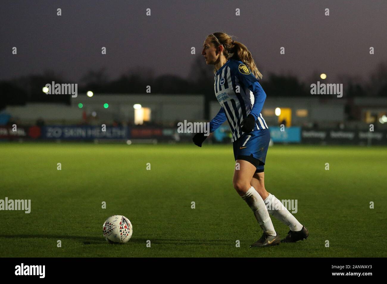 Romford, Regno Unito. 19 gen 2020. Aileen Whelan di Brighton e Hove Albion donne in azione durante la Barclaycard FA DONNA Super League match tra il West Ham United e Brighton e Hove Albion al Rush Green Stadium, Romford, Londra domenica 19 gennaio 2020. (Credit: Jacques Feeney | MI News) Credito: MI News & Sport /Alamy Live News Foto Stock