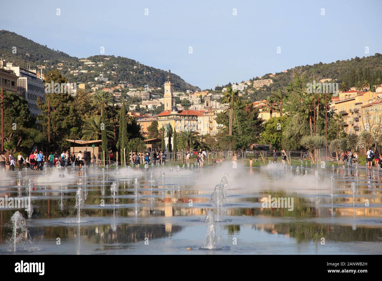 Promenade Du Paillon, Parco, Nizza, Costa Azzurra, Costa Azzurra, Provenza, Francia, Europa Foto Stock