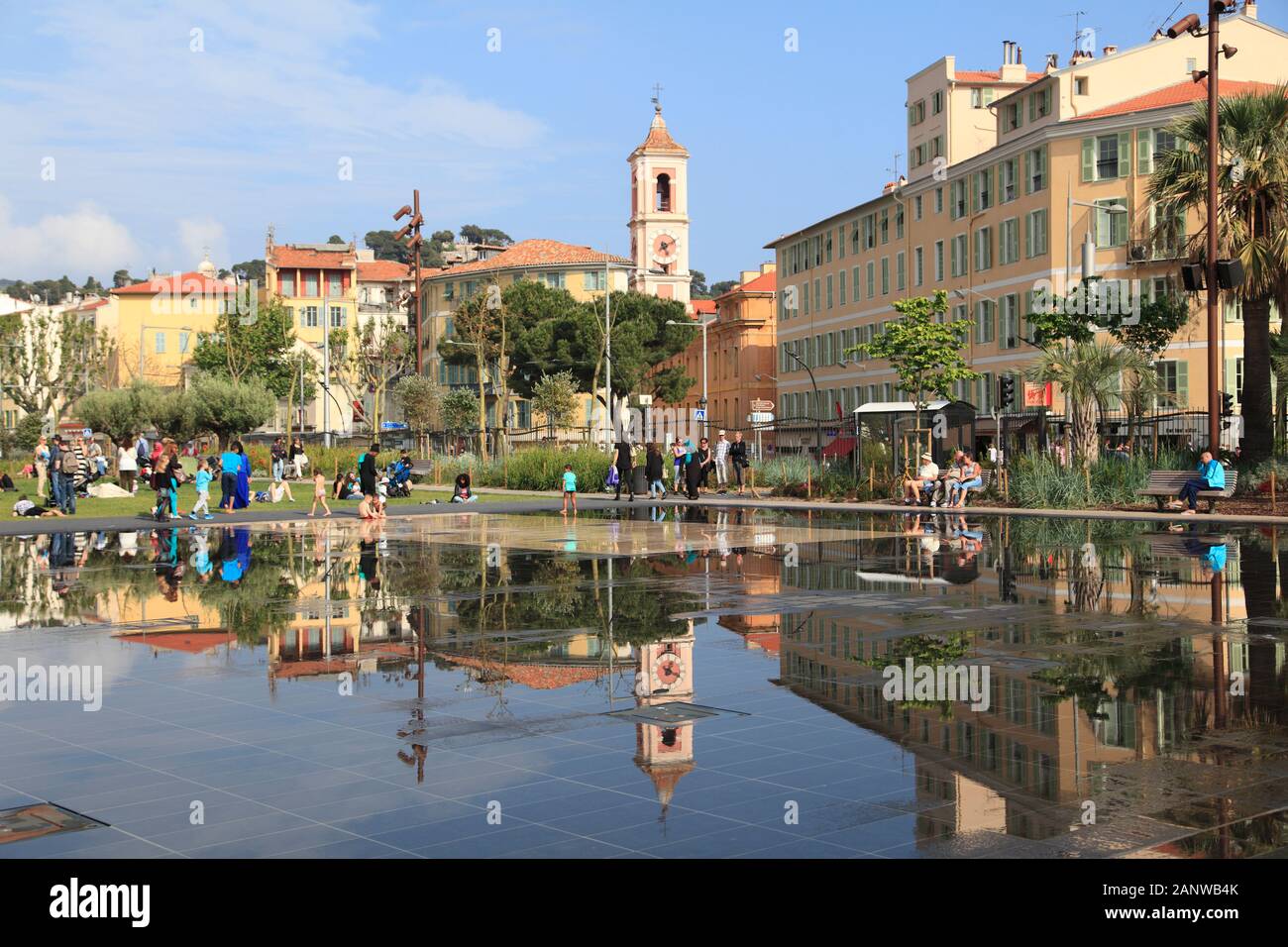 Promenade Du Paillon, Parco, Nizza, Costa Azzurra, Costa Azzurra, Provenza, Francia, Europa Foto Stock