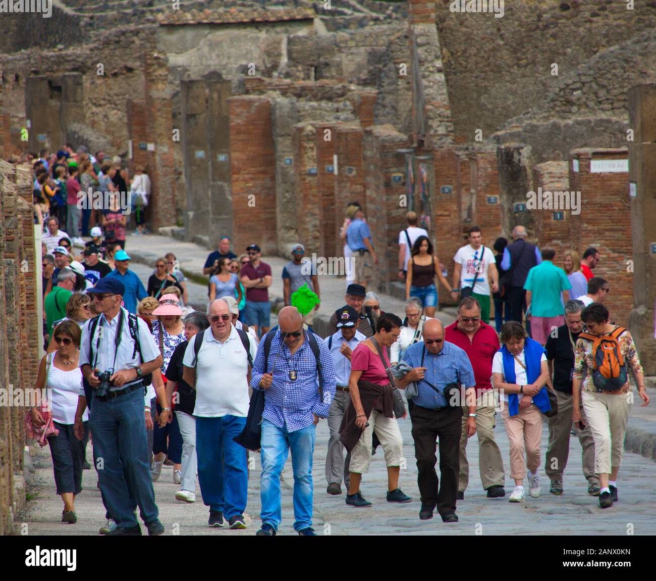 Pompei, ITALIA - 26 settembre 2017: Pompei fu sepolta sotto cenere nell'eruzione del Vesuvio nel 79. È un sito patrimonio dell'umanità dell'UNESCO e uno o Foto Stock