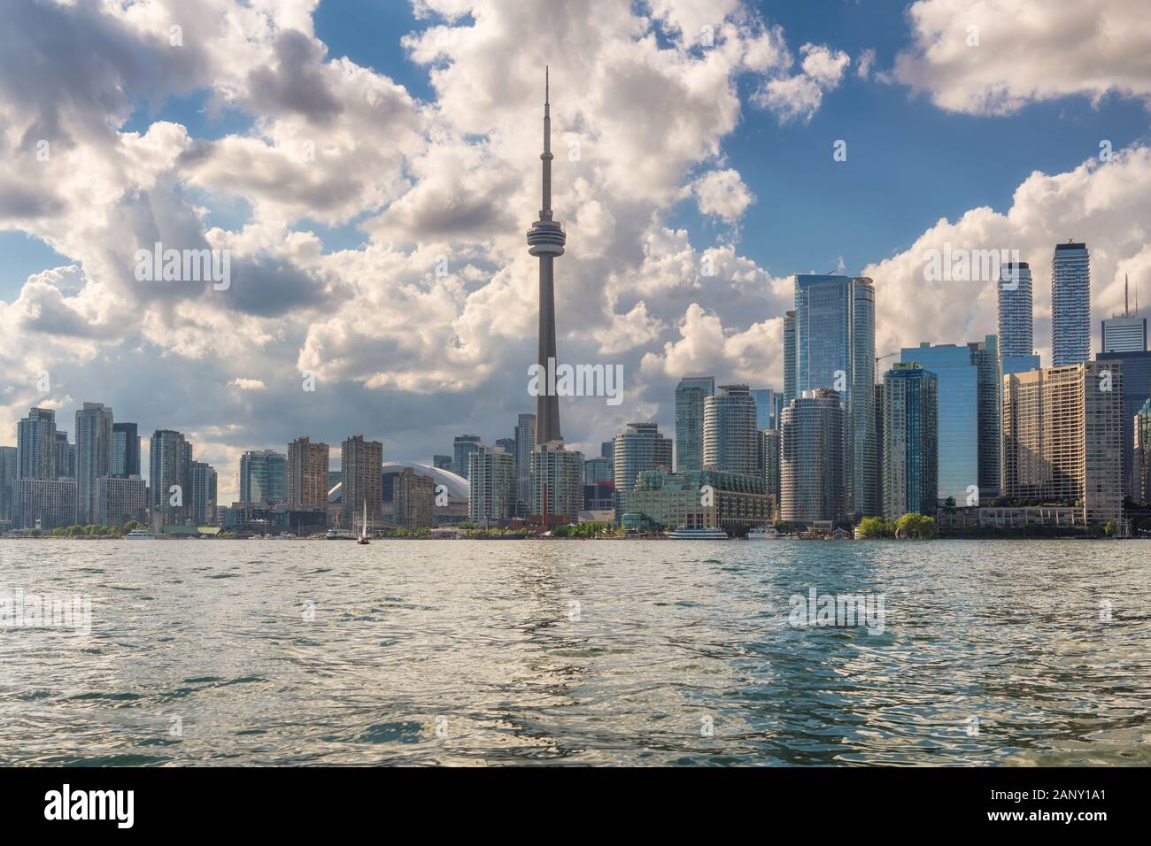 Toronto skyline della città alla giornata di sole, Toronto, Ontario, Canada. Foto Stock