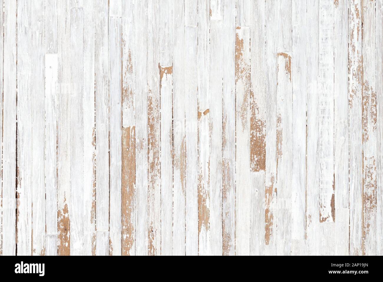 struttura in legno con vecchia vernice bianca. sfondo di tavole di legno  bianco 4522880 Stock Photo su Vecteezy