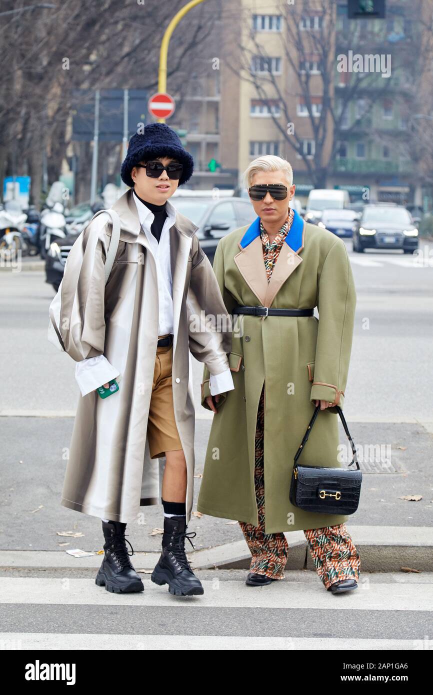 Cappotto verde oliva immagini e fotografie stock ad alta risoluzione - Alamy