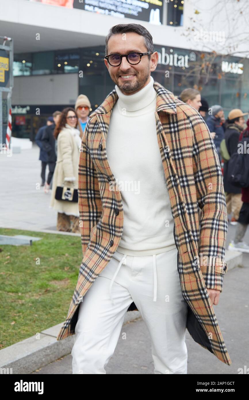 Milano, Italia - 14 gennaio 2019: Simone Marchetti prima di Gucci fashion show, la Settimana della Moda Milanese street style Foto Stock