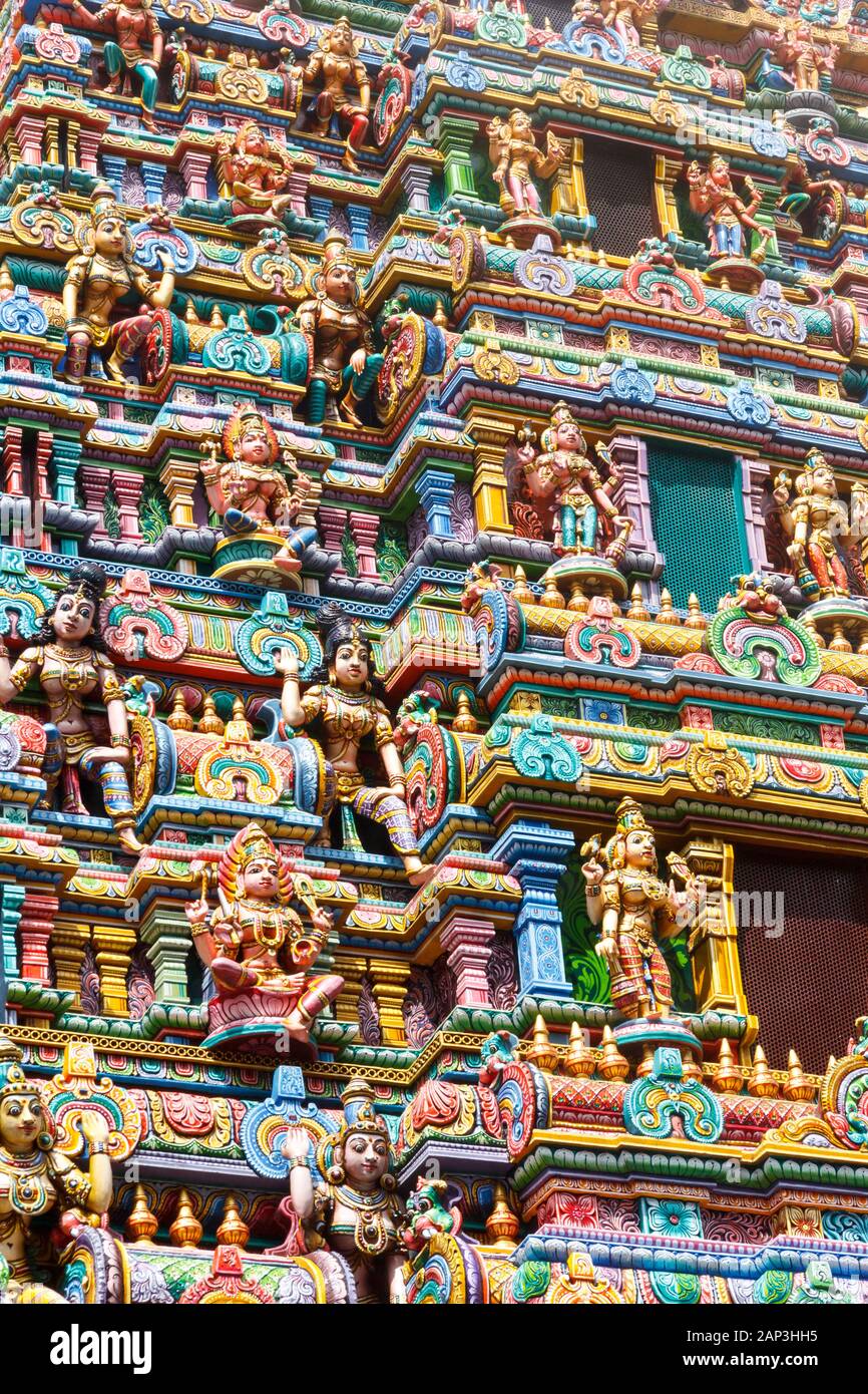 Dettaglio sulla torre di Maha Sri Mariamman Temple, Bangkok, Thailandia Foto Stock