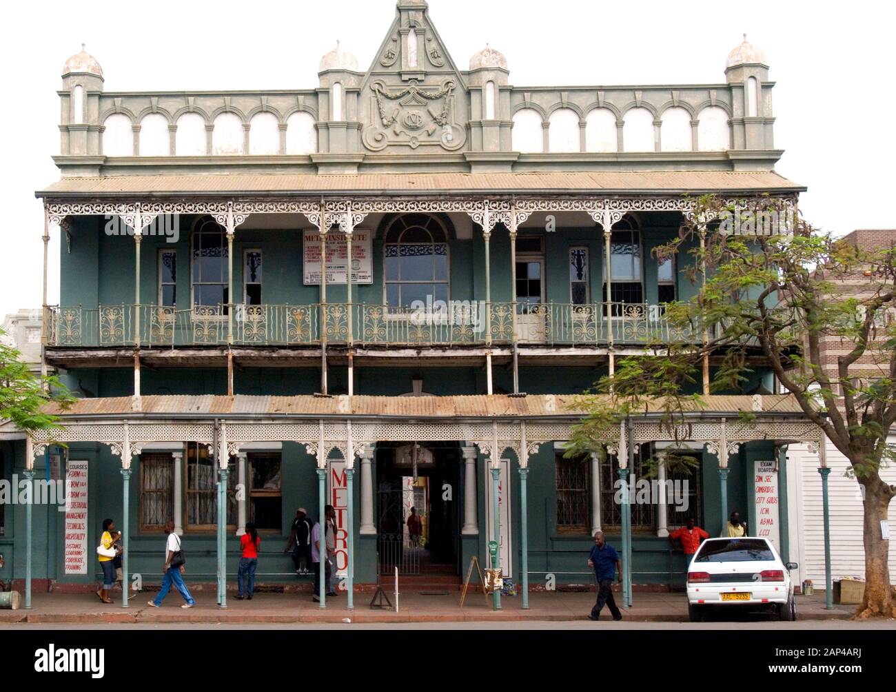 Edificio pubblico dell'epoca coloniale a Bulawayo, Zimbabwe (ex Rhodesia meridionale) Foto Stock