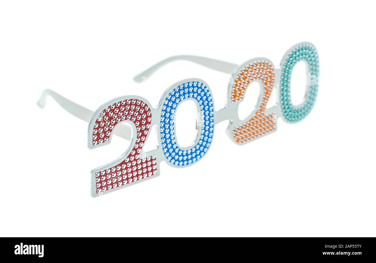 2020 il testo con occhiali per Capodanno celebrazione su sfondo bianco Foto Stock