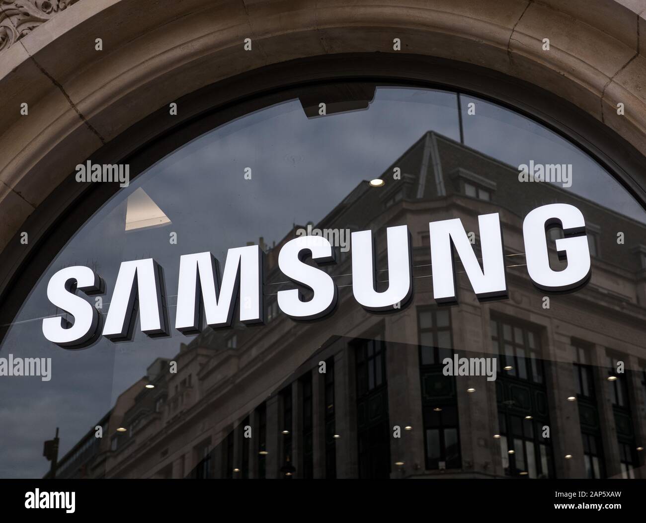 Logo Samsung, Samsung Store, Oxford Circus, Londra, Inghilterra, Regno Unito, Gb Foto Stock