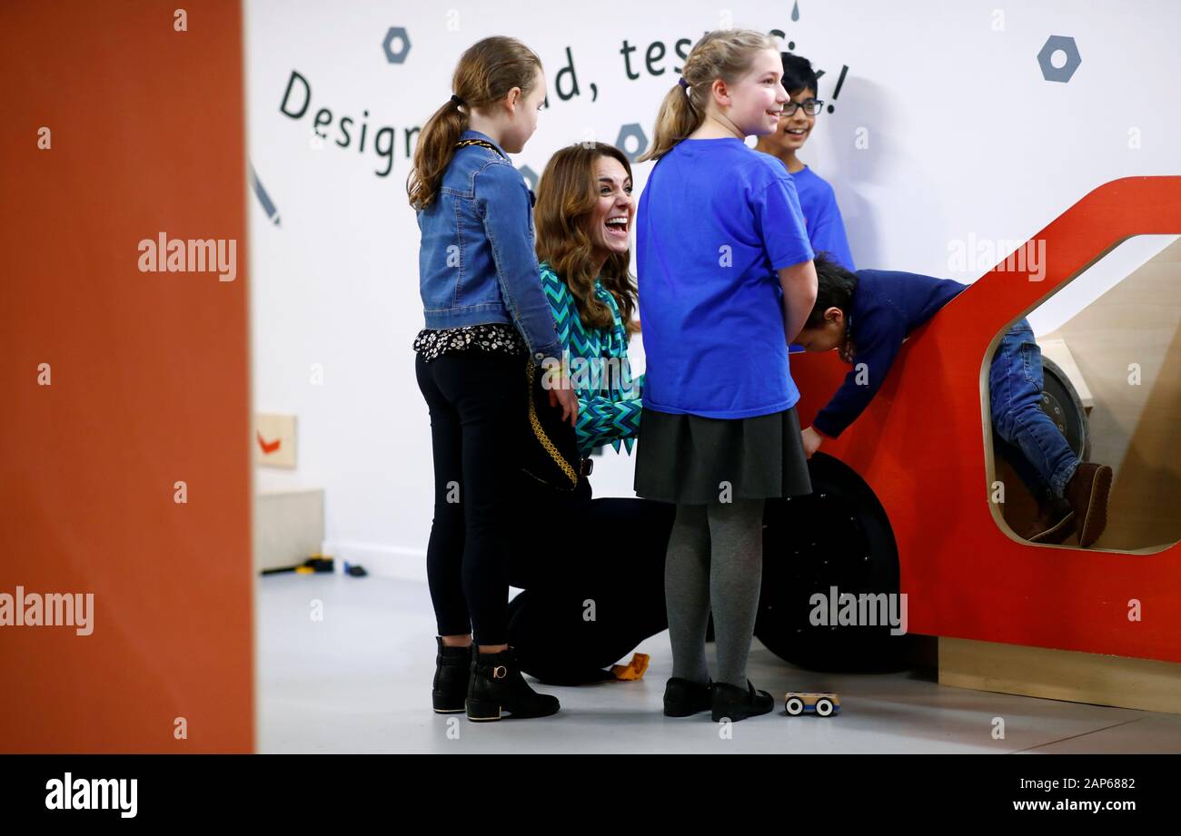 La Duchessa di Cambridge partecipa al lancio di un REGNO UNITO-ampia indagine sulla prima infanzia a Thinktank, Birmingham Science Museum. Foto Stock