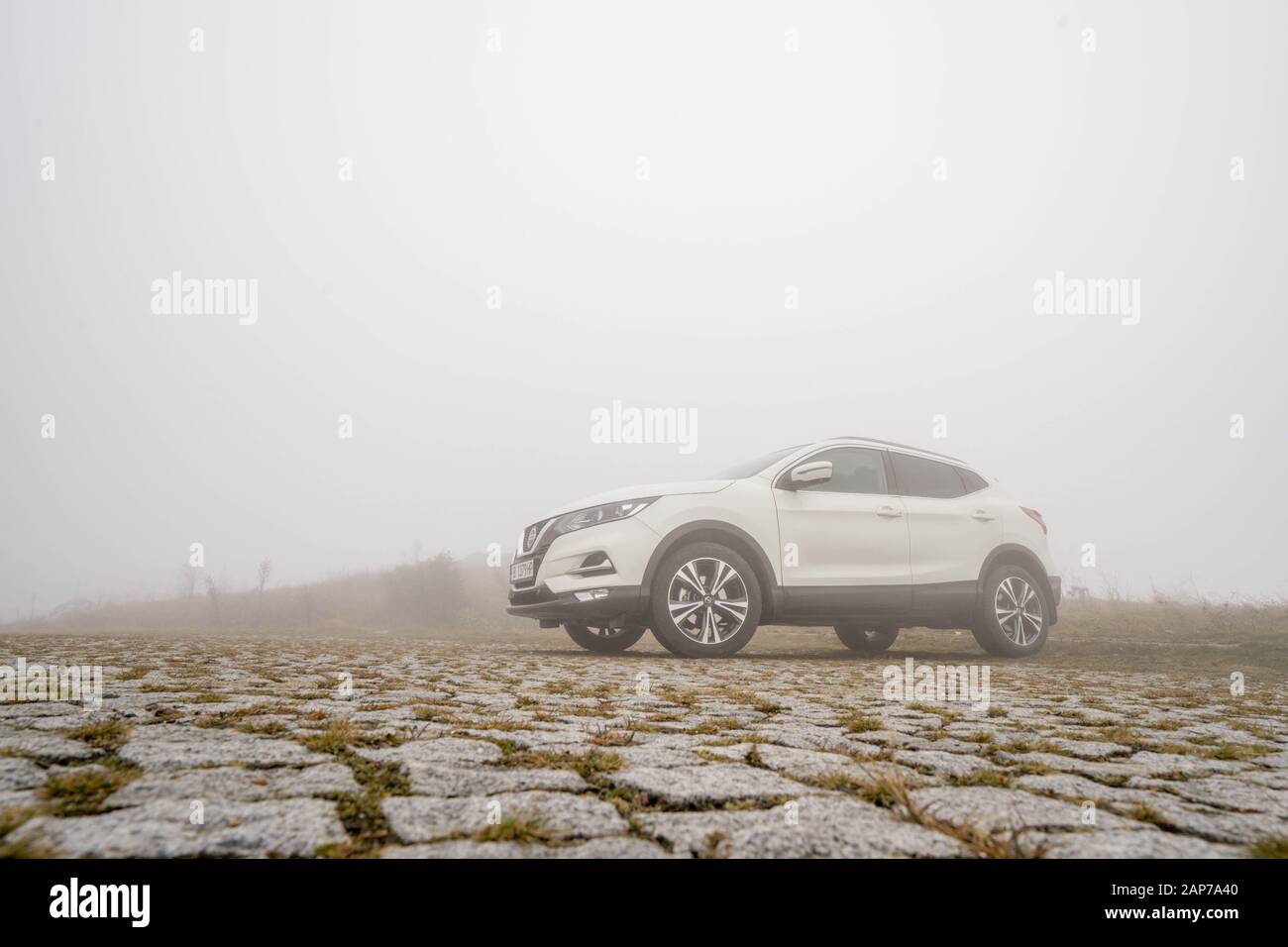 Auto SUV in Bulgaria nei pressi del mar nero Foto Stock