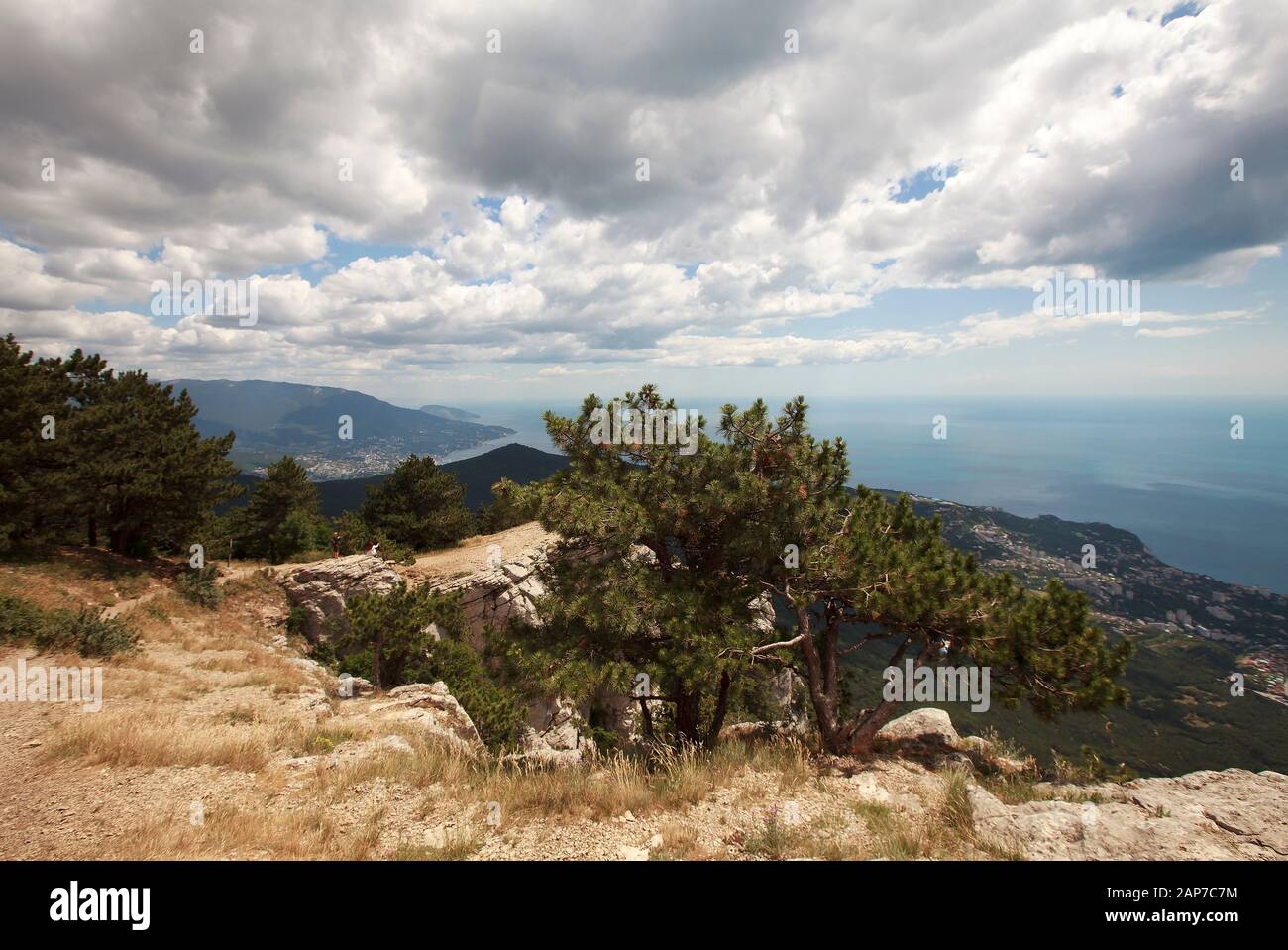 Bellezza natura paesaggio Crimea - mare montagna Foto Stock