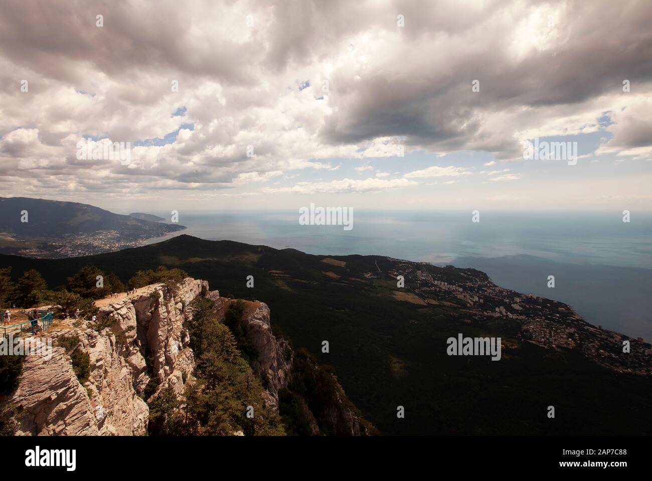 Bellezza natura paesaggio Crimea - mare montagna Foto Stock