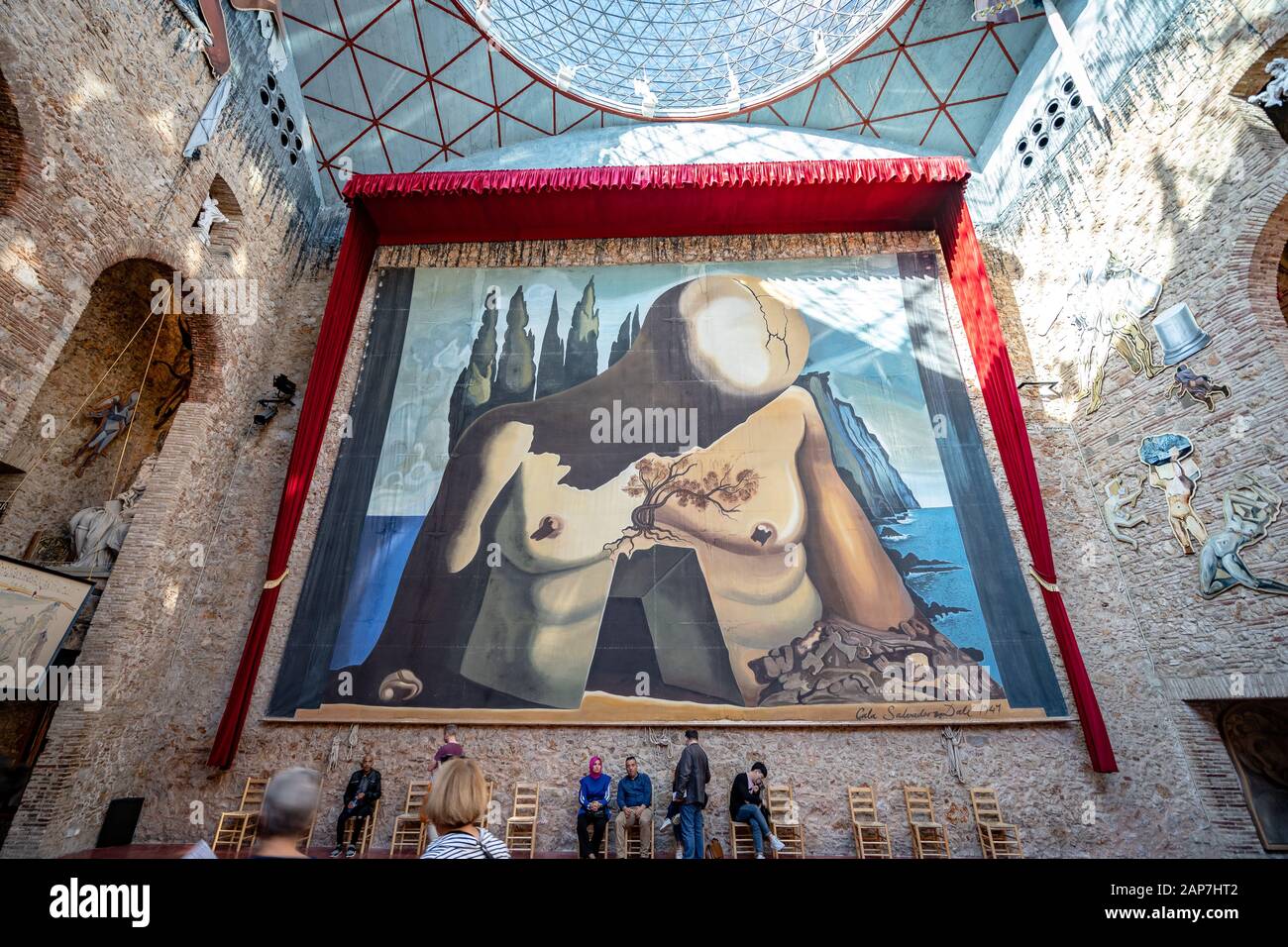 Installazioni d'arte al museo Salvador Dali a Figueres, Spagna Foto Stock